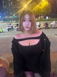 【大连】大奶妹肥穴暖屌爽歪歪